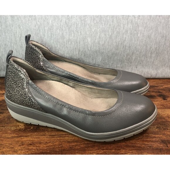 Vionic Jacey Womens Size 6.5 Wide Gray Leather Comfort Wedge Slip On Shoe - Picture 1 of 11